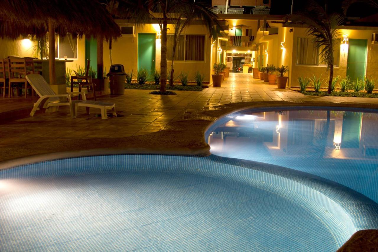 Bungalows Las Arenas San Patricio Melaque Buitenkant foto